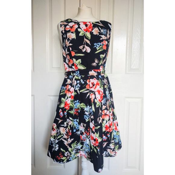 F&F Floral Fit & Flare Cut Out Back Sleeveless Dress  - Size 12 - Picture 1 of 3